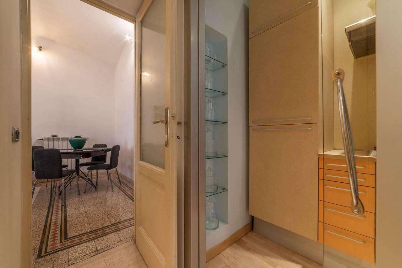 San Giovanni & Colosseo Roomy Flat Rome Exterior photo